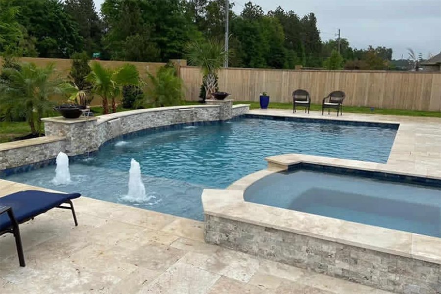 The Benefits of Using Custom Swimming Pool Builders